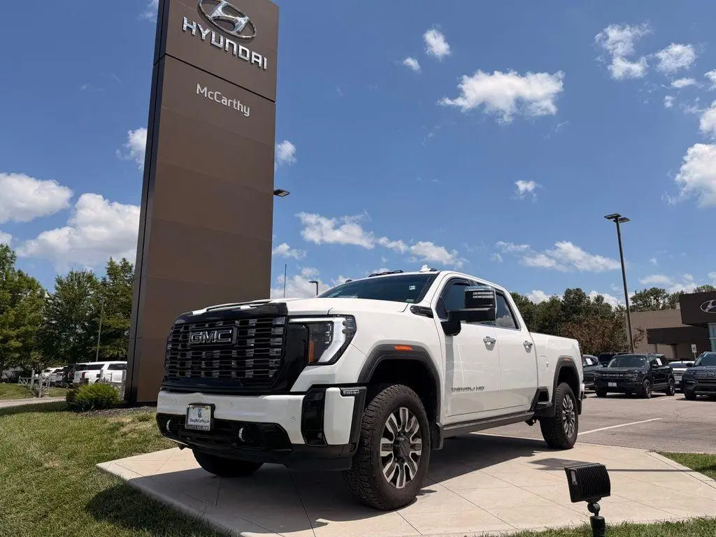 2025 GMC Sierra 3500 Denali Ultimate