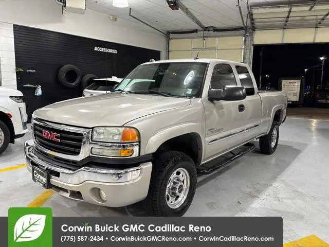 2004 GMC Sierra 2500 SLT