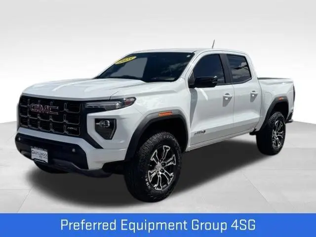 2025 GMC Canyon AT4