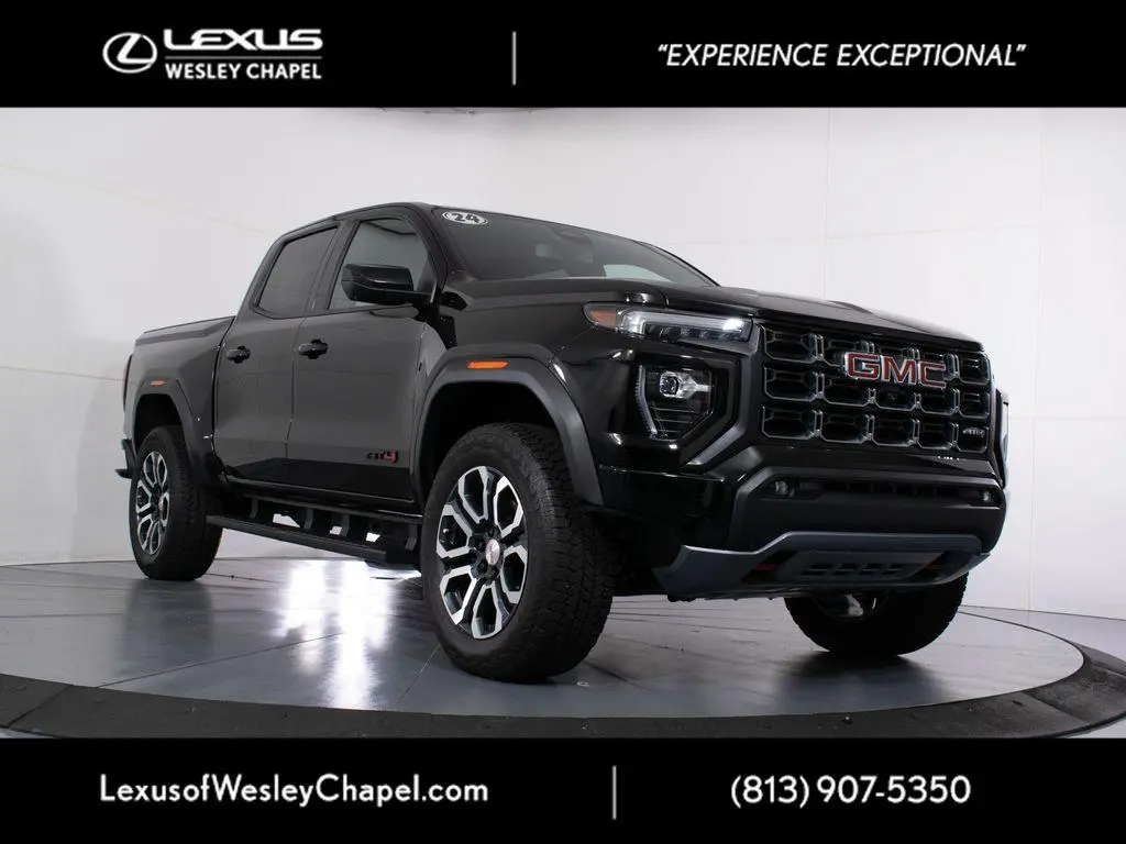 2024 GMC Canyon AT4