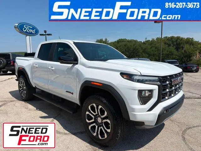 2024 GMC Canyon AT4