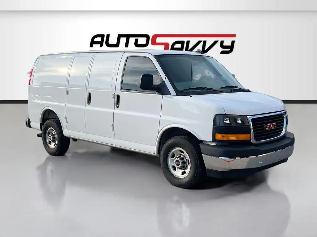 2025 GMC Savana Work Van