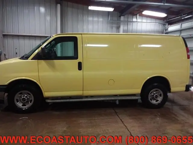 2017 GMC Savana Work Van
