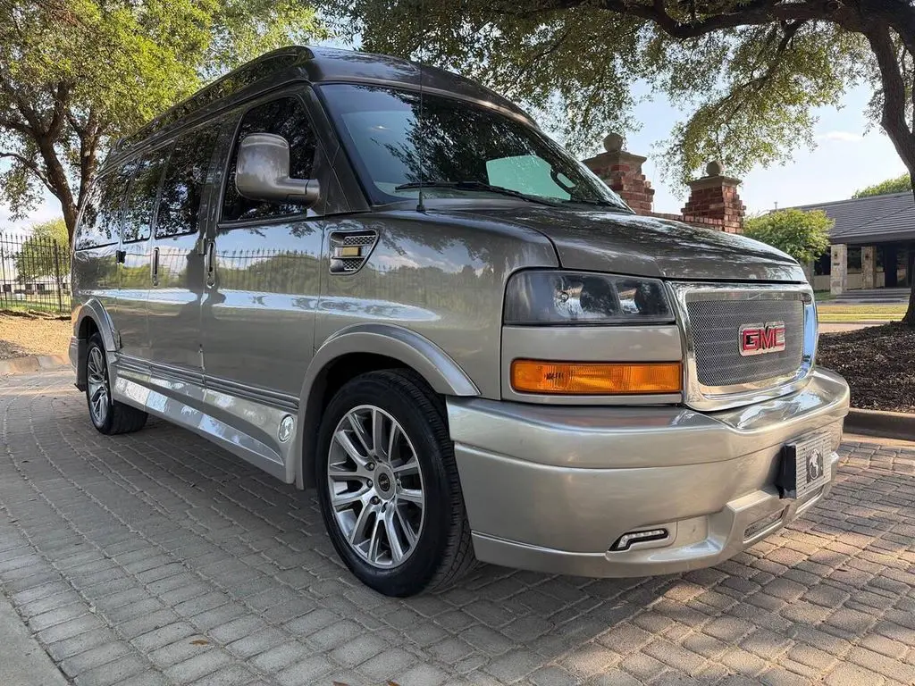 2019 GMC Savana Work Van