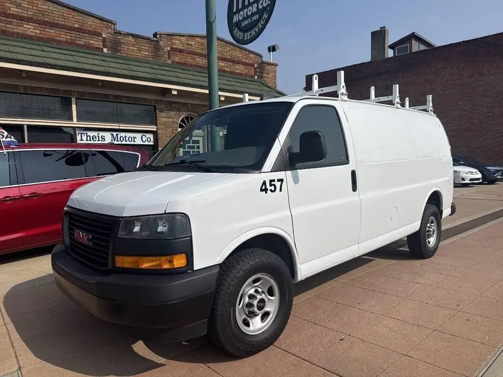 2023 GMC Savana Work Van