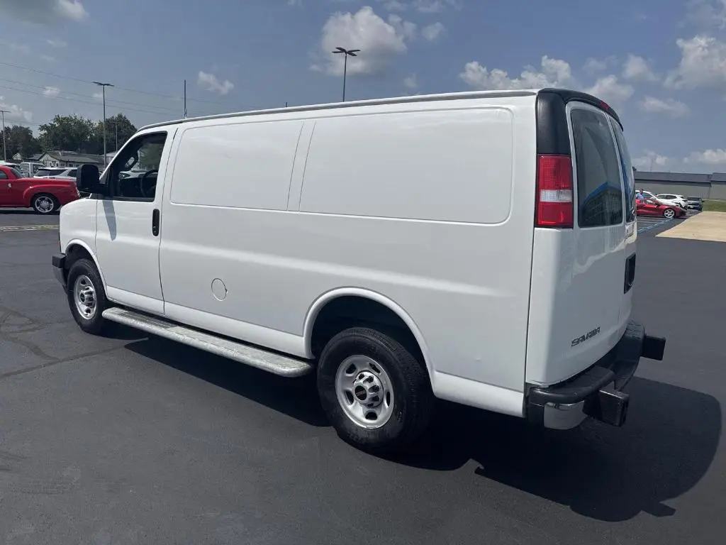 2024 GMC Savana Work Van