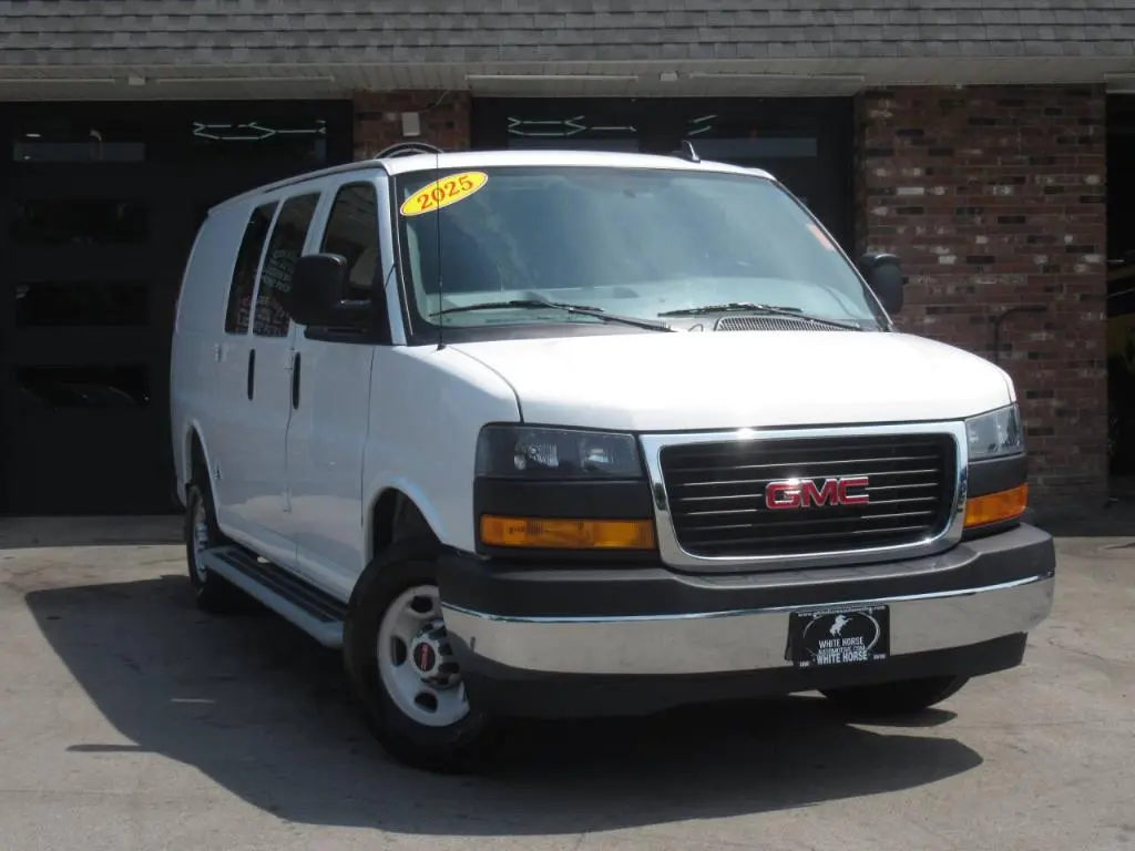2025 GMC Savana Work Van