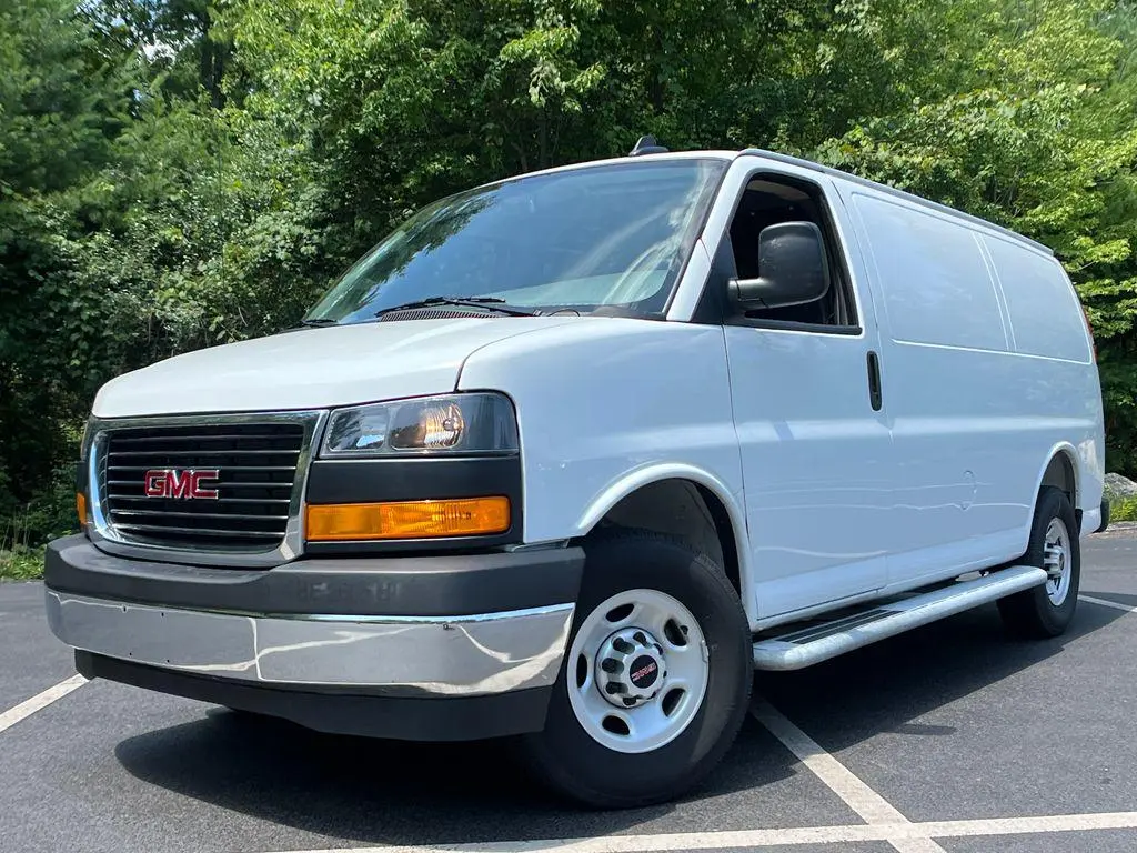 2025 GMC Savana Work Van
