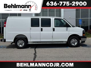 2025 GMC Savana Work Van
