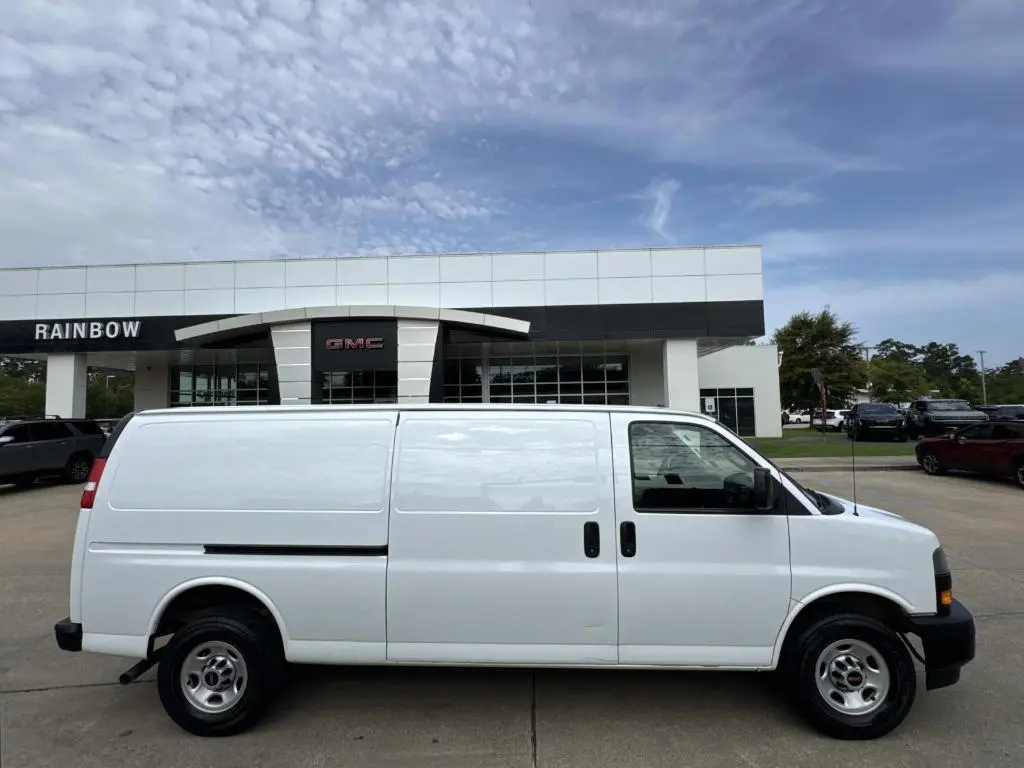 2021 GMC Savana 2500 Work Van