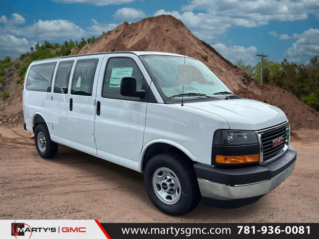2026 GMC Savana 3500 Cargo Van