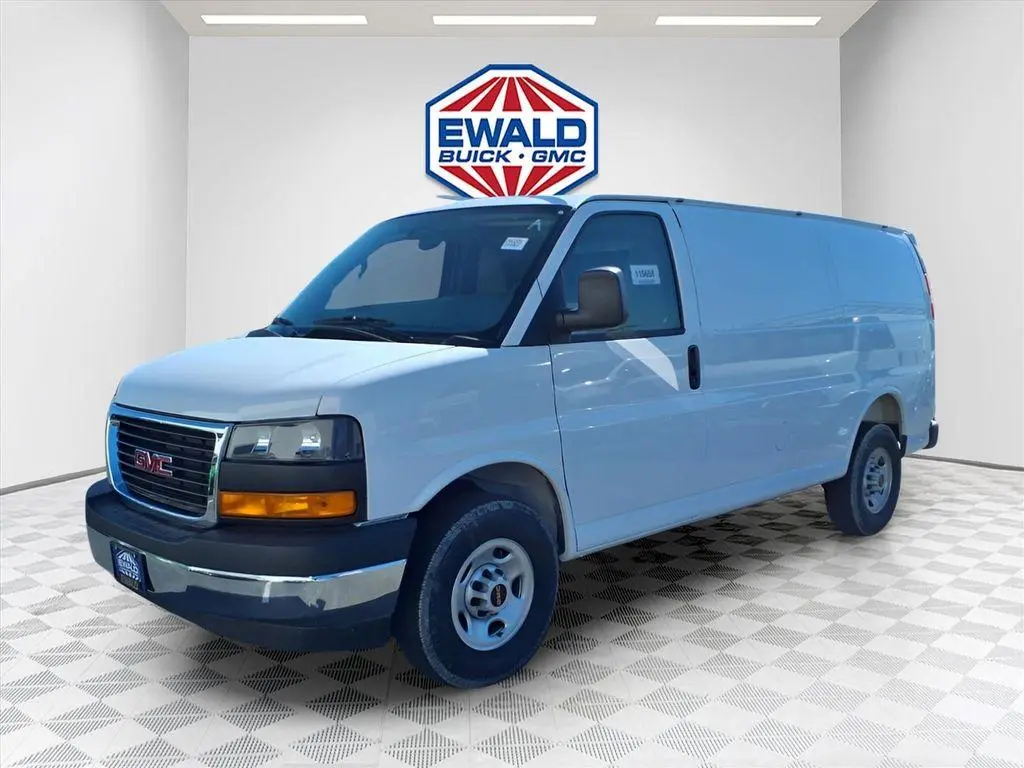 2026 GMC Savana 3500 Cargo Van