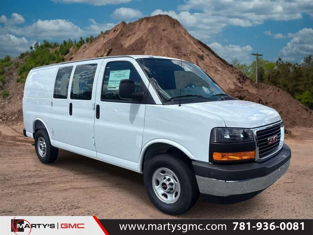2026 GMC Savana 3500 Work Van