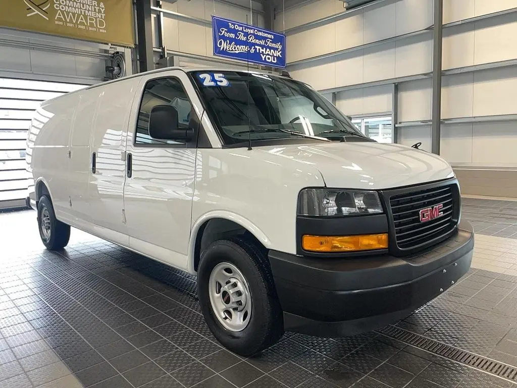 2025 GMC Savana Work Van