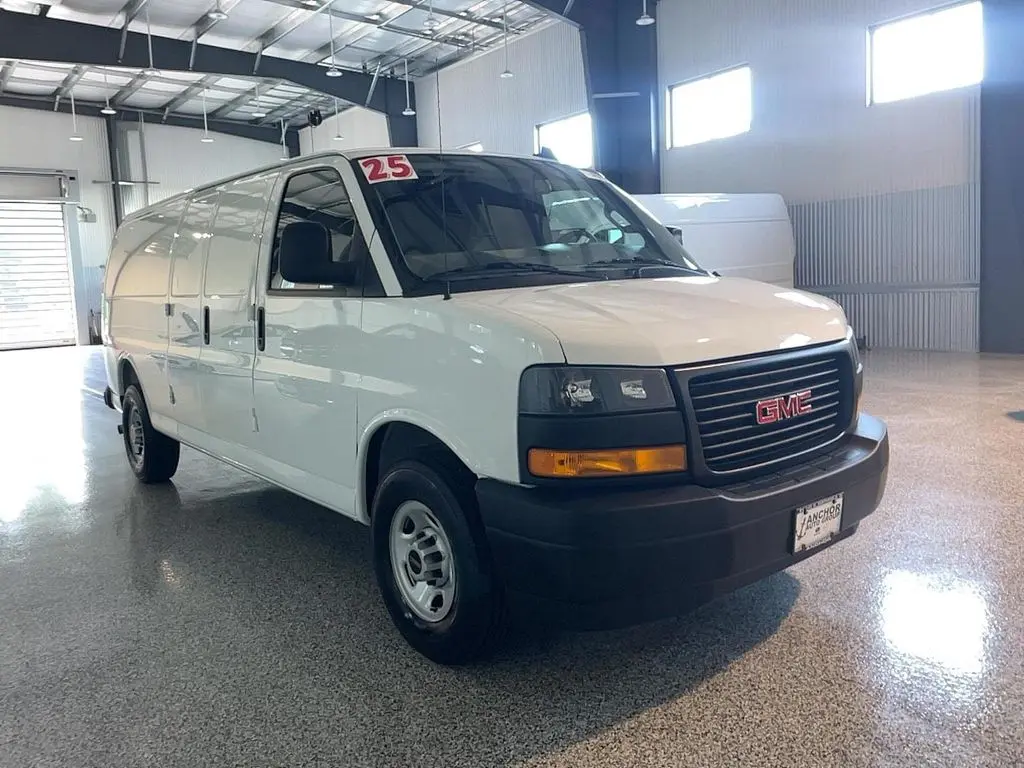 2025 GMC Savana Work Van