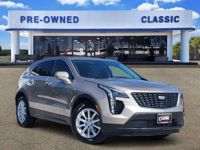 2023 Cadillac XT4 Luxury