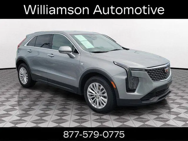 2024 Cadillac XT4 Luxury