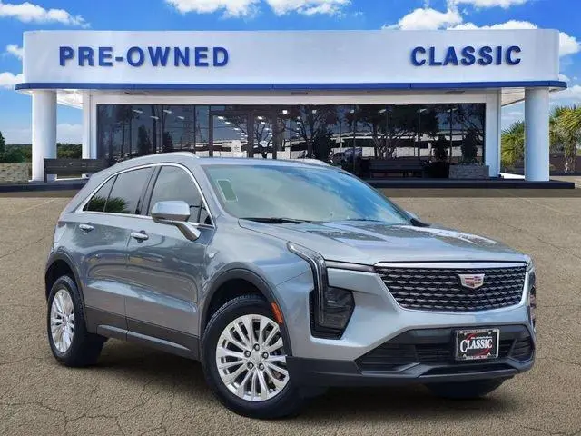 2024 Cadillac XT4 Luxury