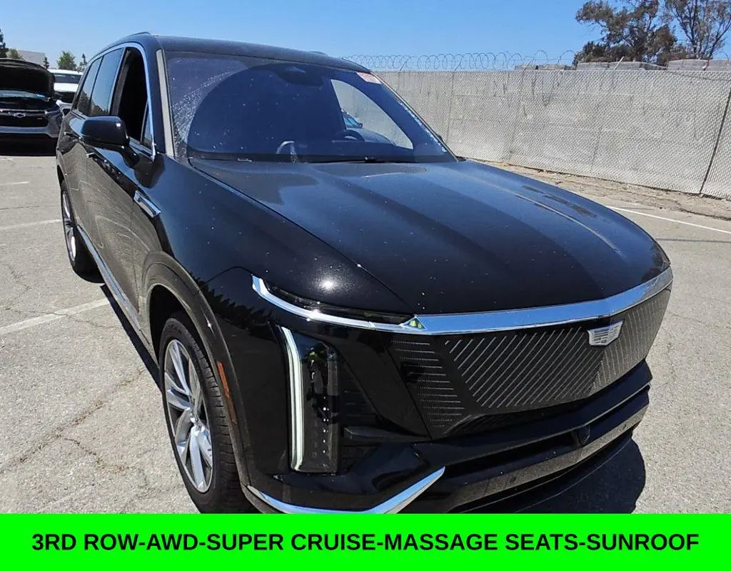 2026 Cadillac VISTIQ Luxury