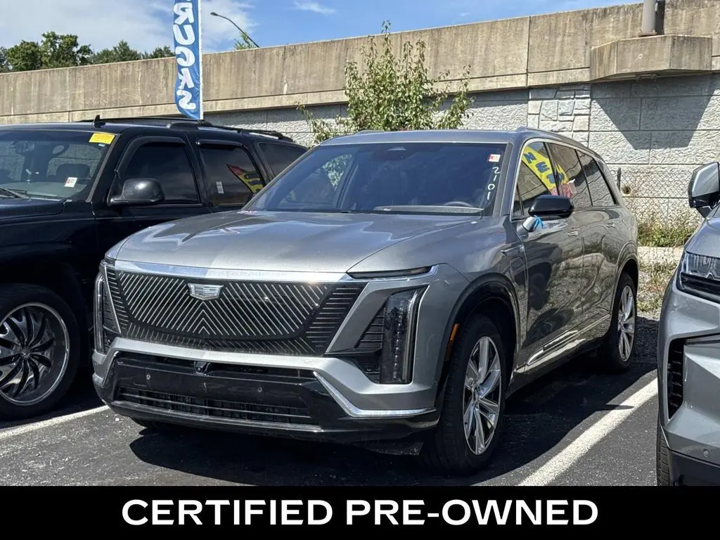 2026 Cadillac VISTIQ Luxury