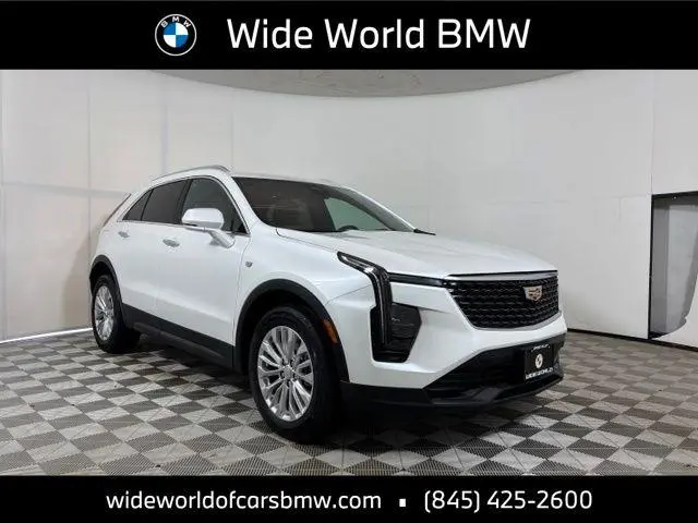 2024 Cadillac XT4 Luxury