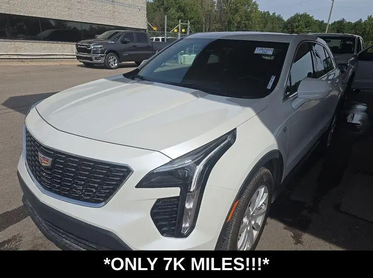 2023 Cadillac XT4 Luxury
