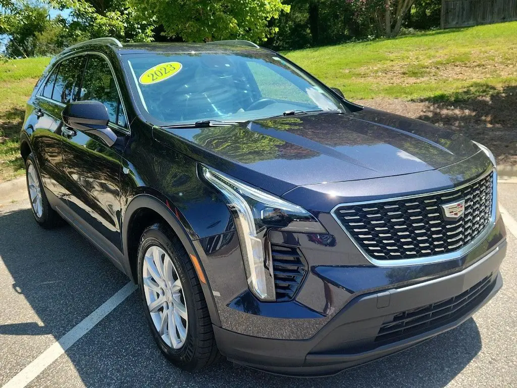 2023 Cadillac XT4 Luxury