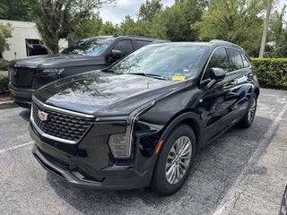 2025 Cadillac XT4 Premium Luxury