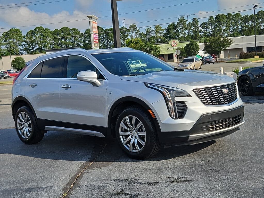 2022 Cadillac XT4 Premium Luxury