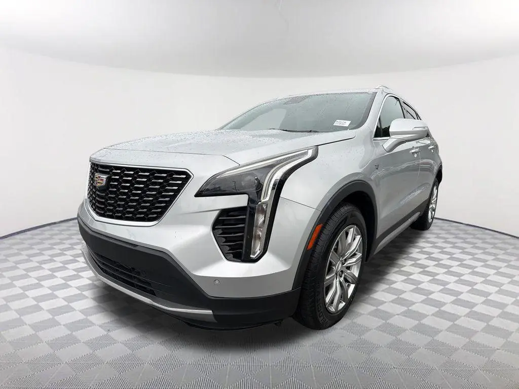 2022 Cadillac XT4 Premium Luxury