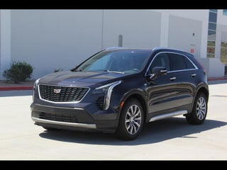 2022 Cadillac XT4 Premium Luxury