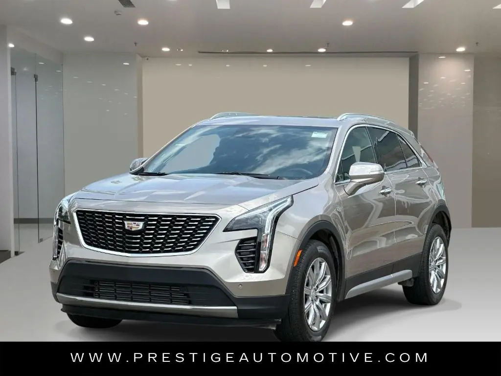 2023 Cadillac XT4 Premium Luxury