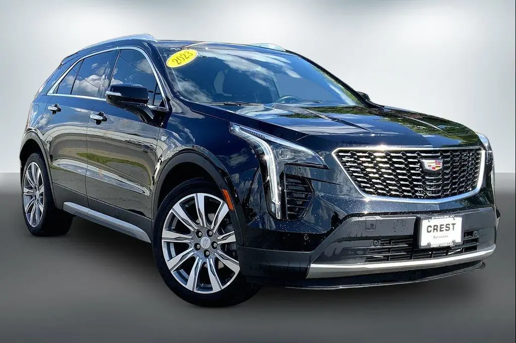 2023 Cadillac XT4 Premium Luxury
