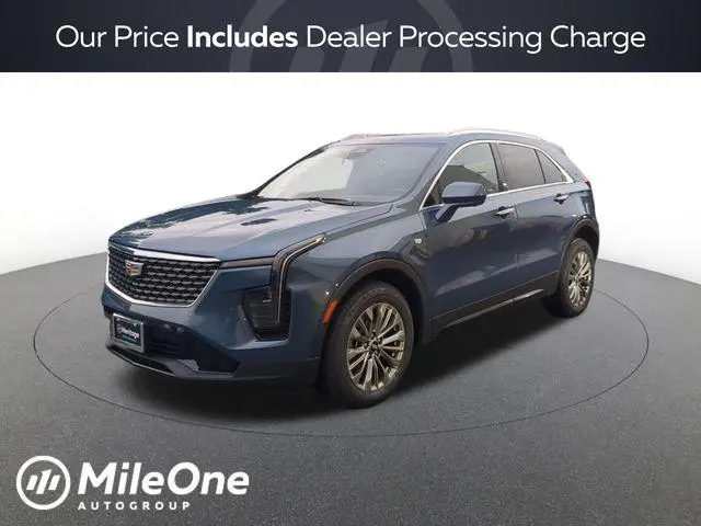 2025 Cadillac XT4 Premium Luxury