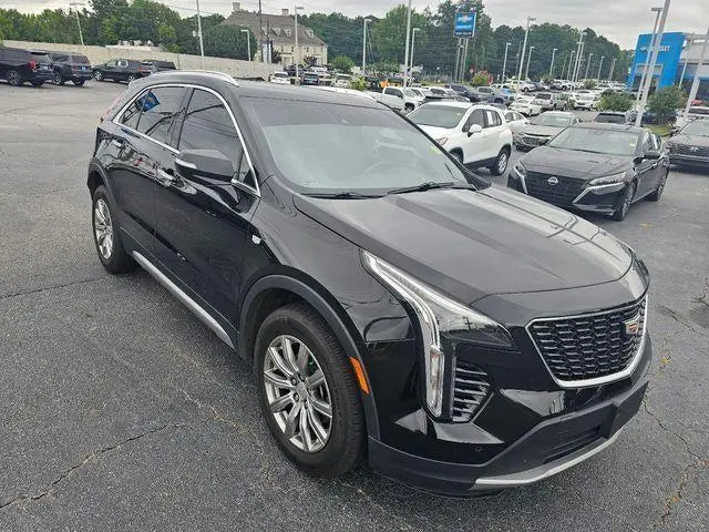 2023 Cadillac XT4 Premium Luxury