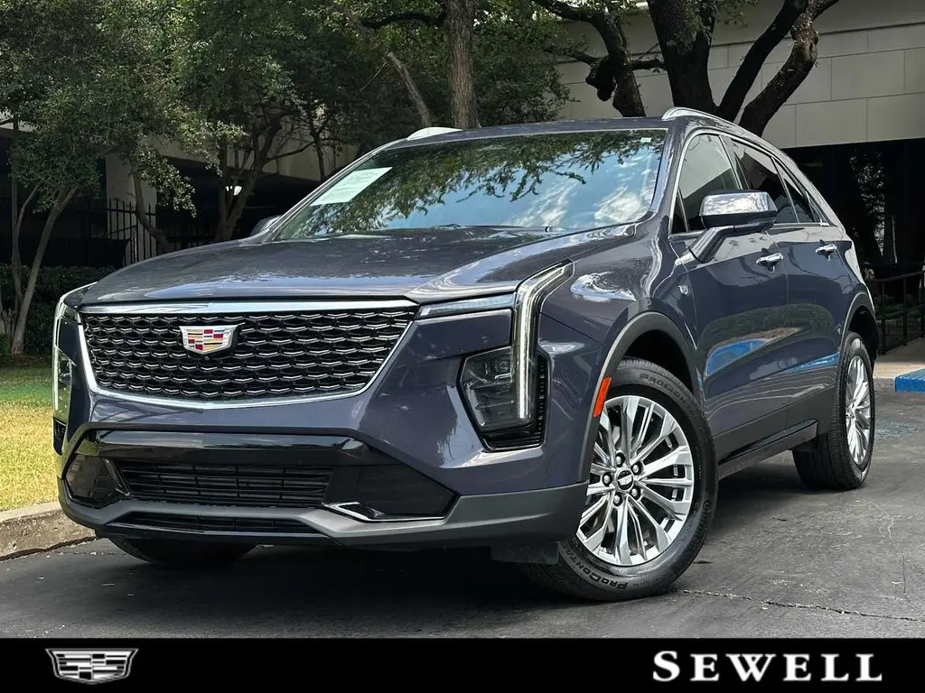 2024 Cadillac XT4 Premium Luxury