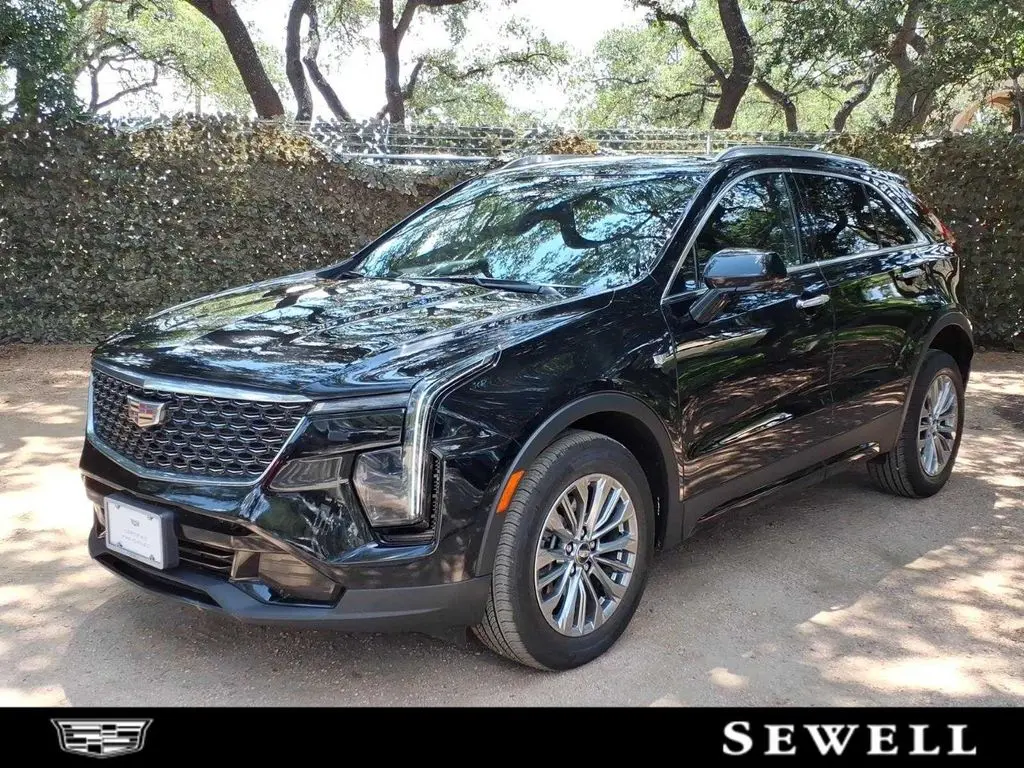 2024 Cadillac XT4 Premium Luxury