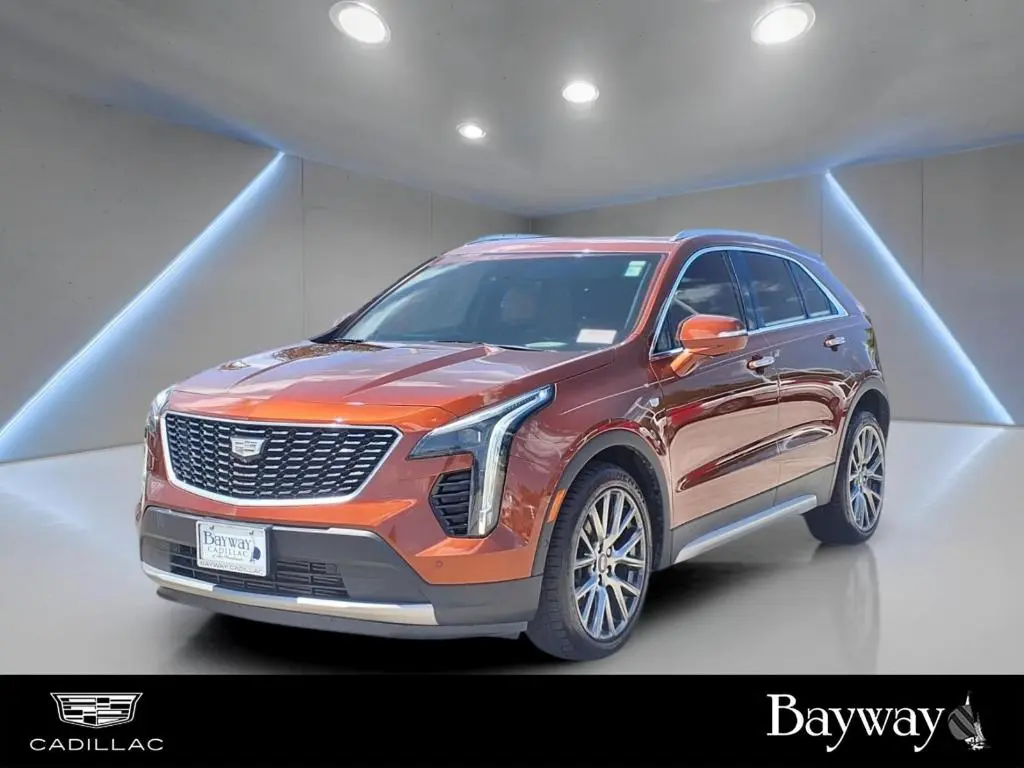 2020 Cadillac XT4 Premium Luxury