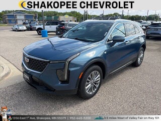 2024 Cadillac XT4 Premium Luxury