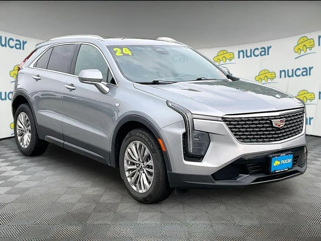 2024 Cadillac XT4 Premium Luxury