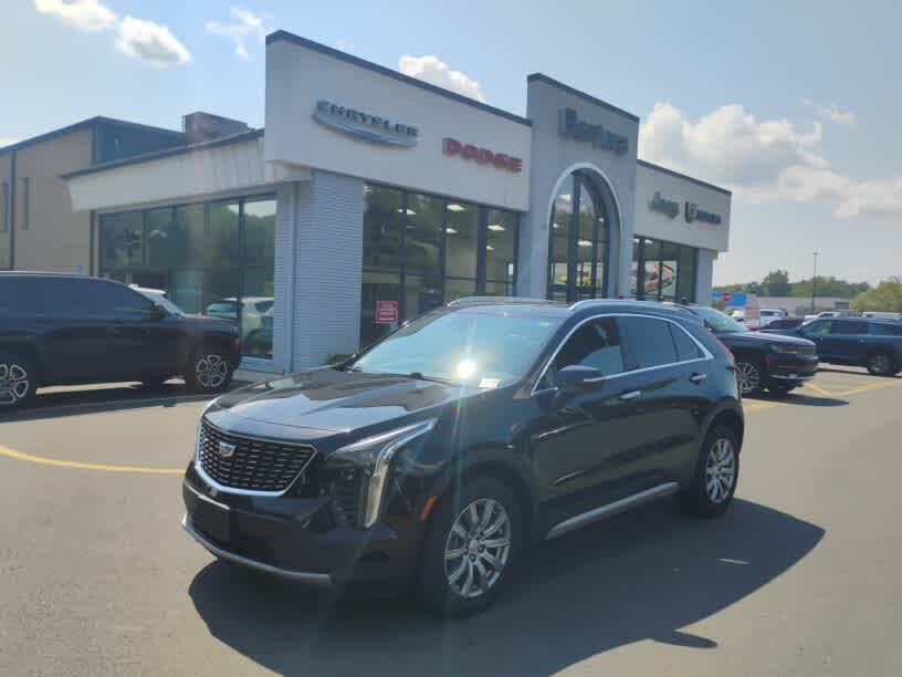 2021 Cadillac XT4 Premium Luxury