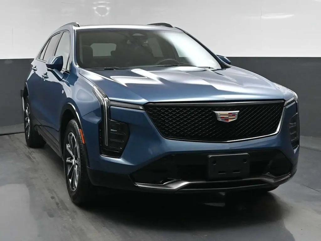 2024 Cadillac XT4 Sport