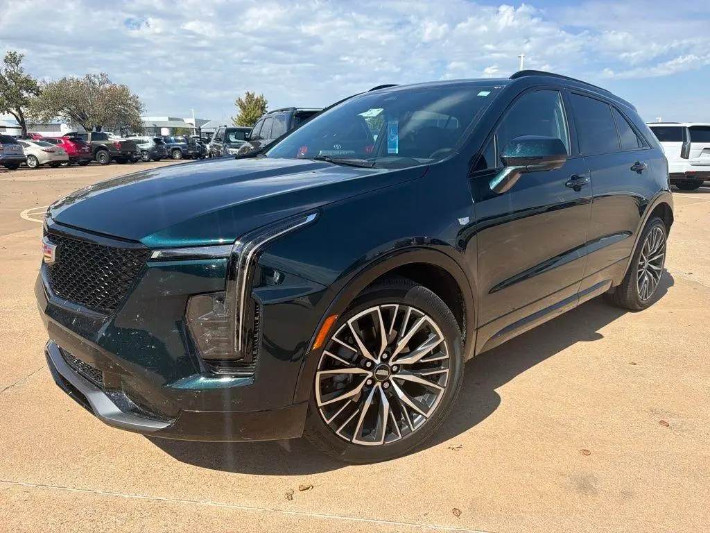 2025 Cadillac XT4 Sport