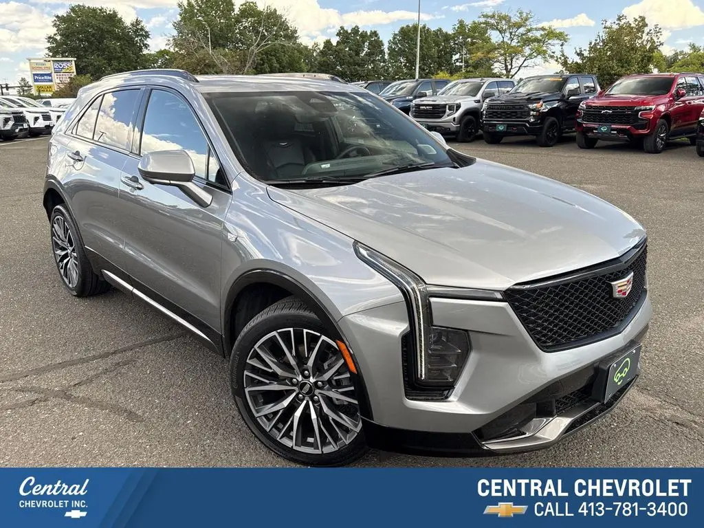2024 Cadillac XT4 Sport