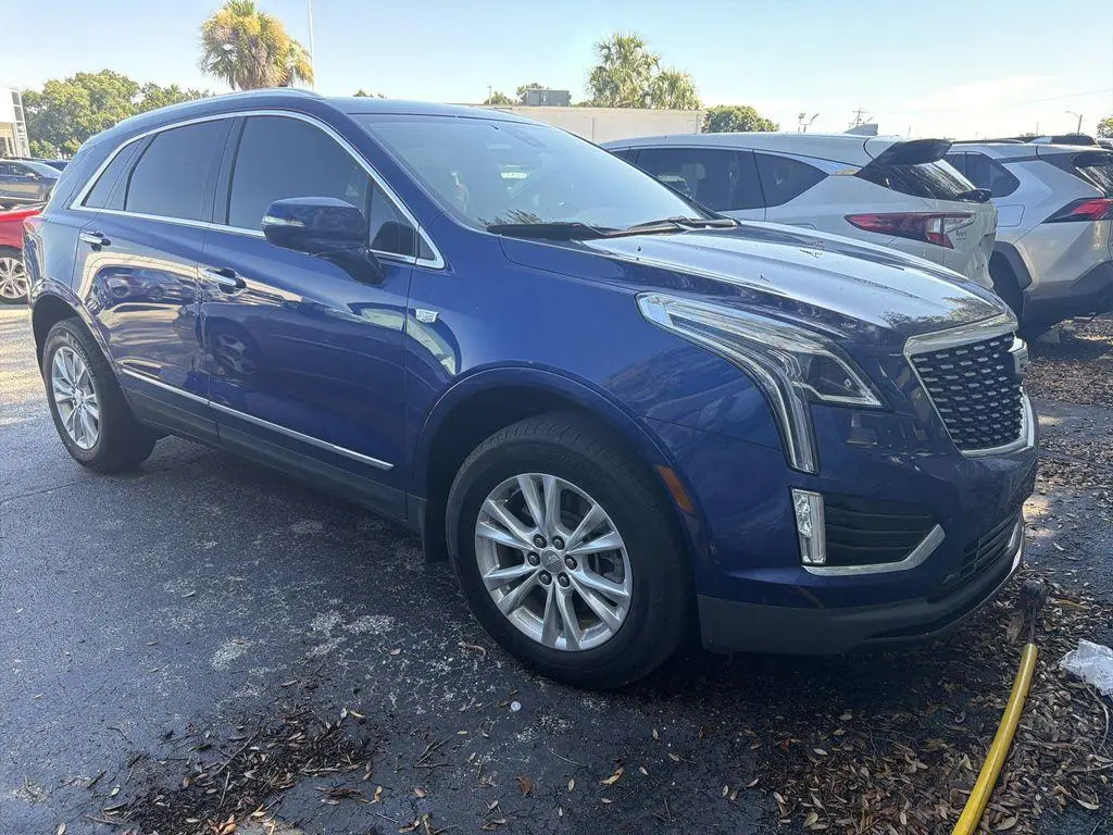 2023 Cadillac XT5 Luxury