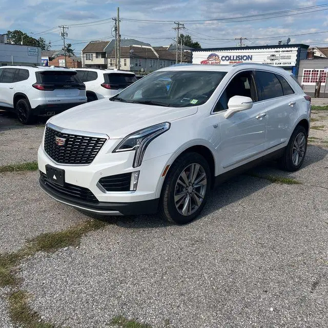 2023 Cadillac XT5 Premium Luxury