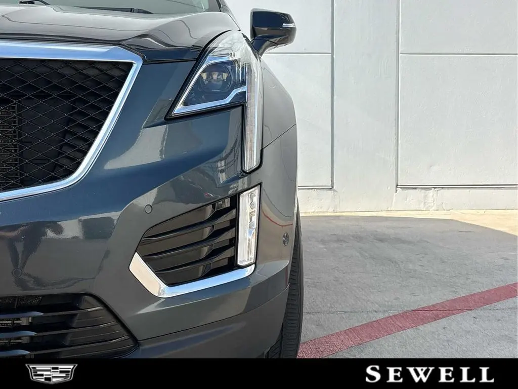 2020 Cadillac XT5 Sport