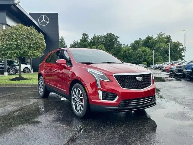 2025 Cadillac XT5 Sport