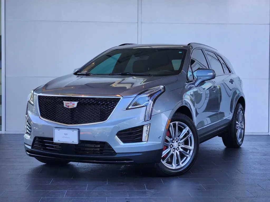 2026 Cadillac XT5 Sport