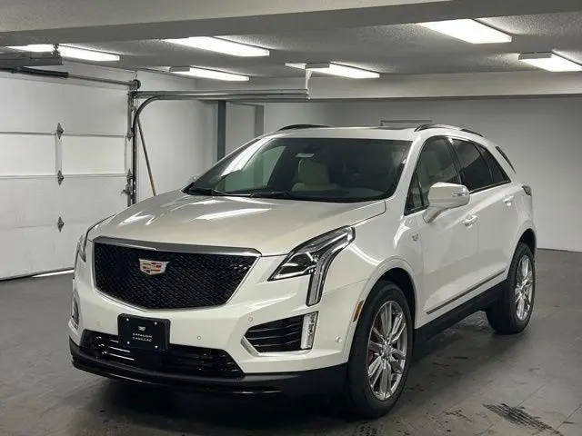 2026 Cadillac XT5 Sport